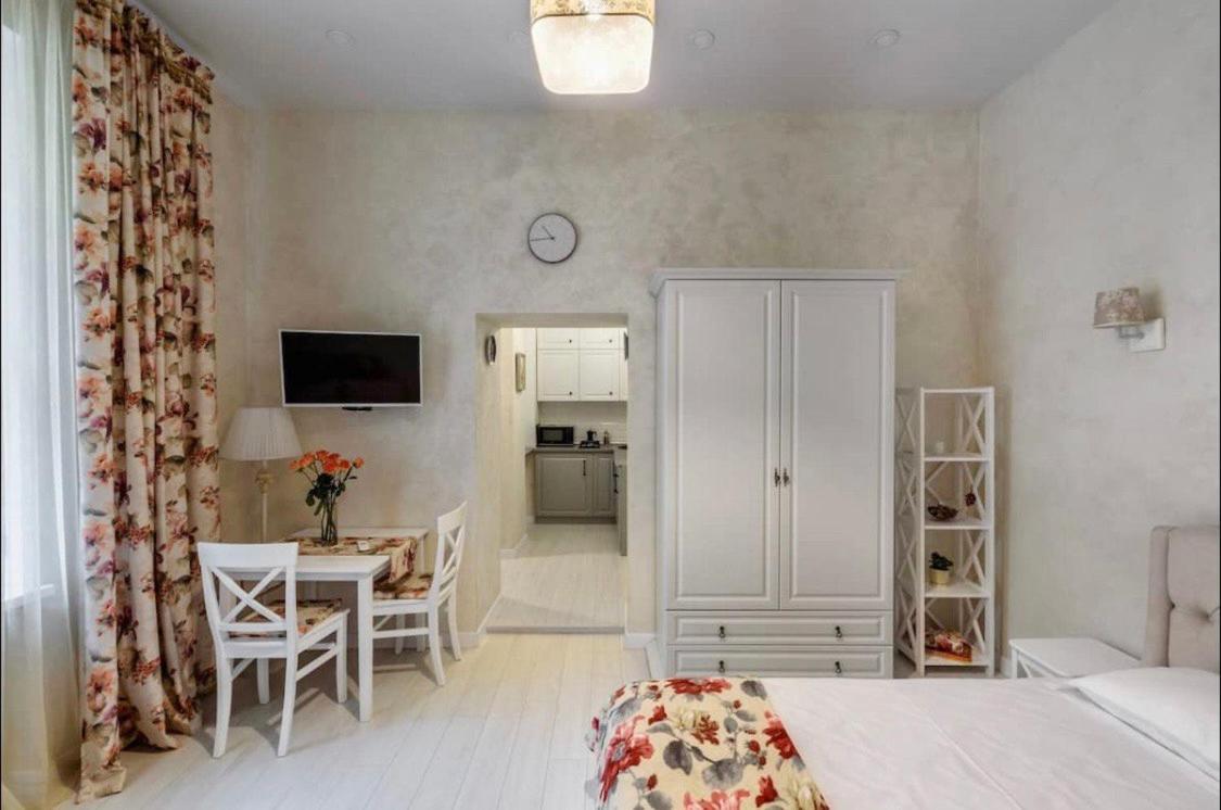 Lucky Apartmens In Centre Lviv Luaran gambar